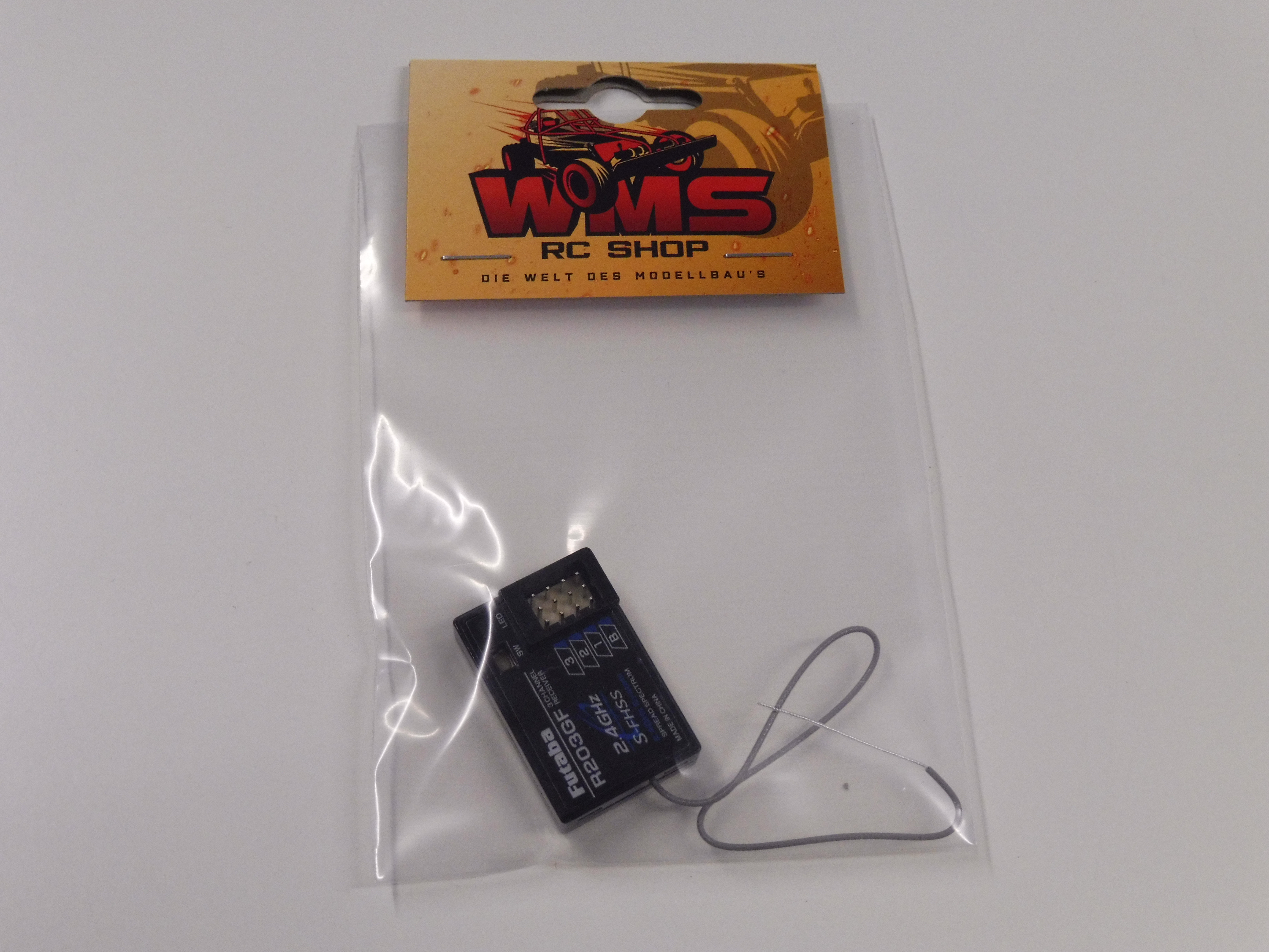 WMS RC SHOP - Futaba receiver R203GF 2.4 GHz S-FHSS # P-R203GF / 2-4G